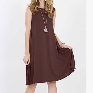 Zenana Sleeveless Crewneck Knit Jersey Swing Midi Dress Small